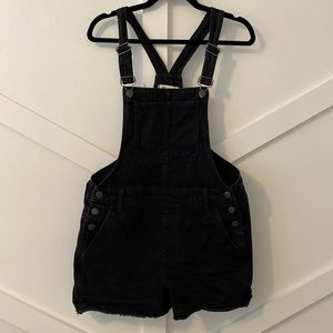 Madewell Lunar Wash Black Short Overalls